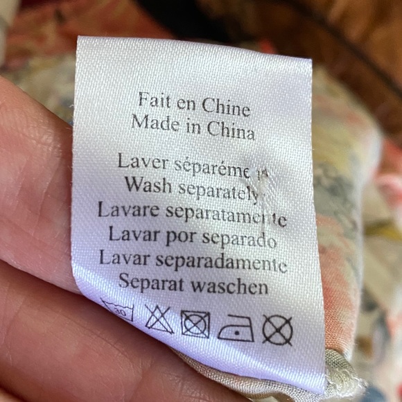 Floral and lace blouse with Peter Pan collar - Picture 12 of 12